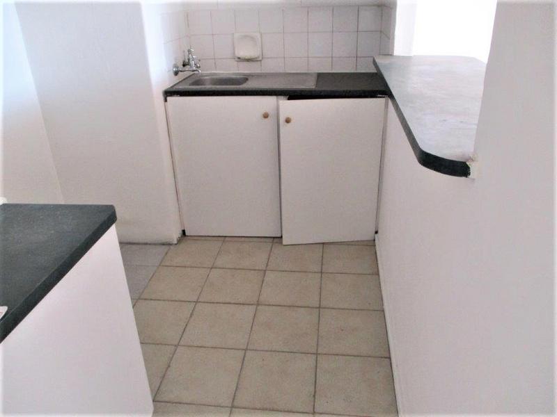 To Let 1 Bedroom Property for Rent in Sunnyside Gauteng