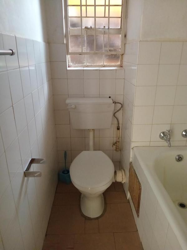 To Let 1 Bedroom Property for Rent in Sunnyside Gauteng