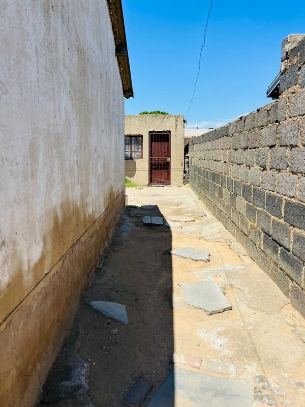 4 Bedroom Property for Sale in Tembisa Gauteng