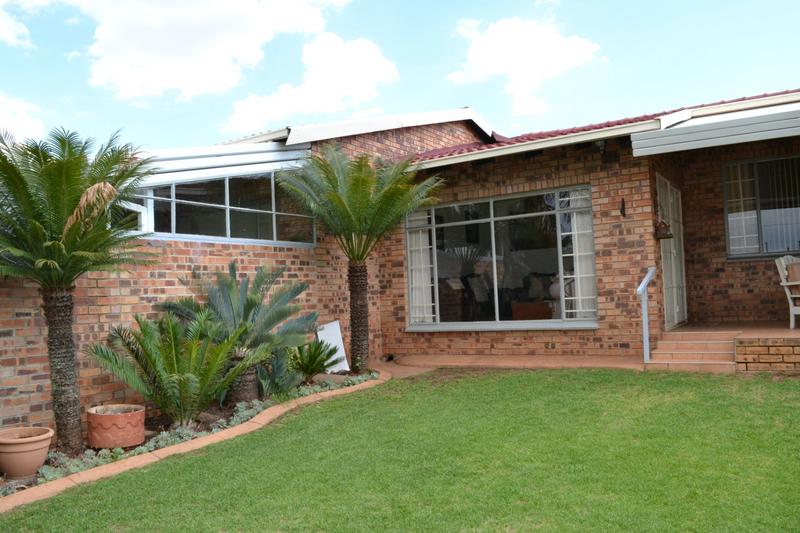 3 Bedroom Property for Sale in Rant En Dal Gauteng