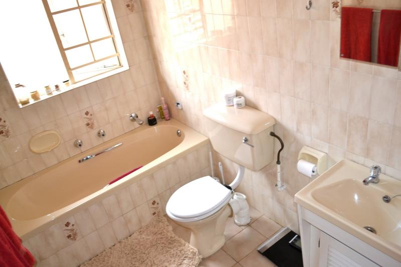 3 Bedroom Property for Sale in Rant En Dal Gauteng