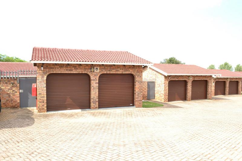 3 Bedroom Property for Sale in Rant En Dal Gauteng