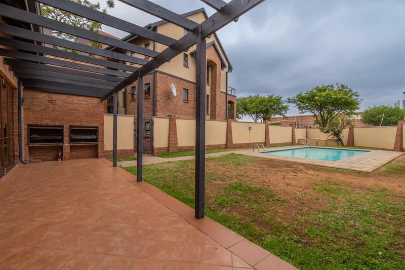 3 Bedroom Property for Sale in Halfway Gardens Gauteng