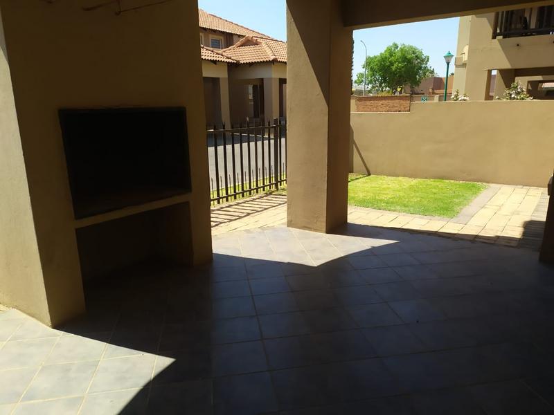 To Let 2 Bedroom Property for Rent in Dalpark Gauteng