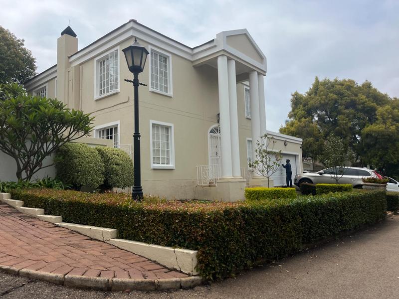 4 Bedroom Property for Sale in Waterkloof Ridge Gauteng