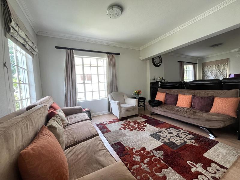 4 Bedroom Property for Sale in Waterkloof Ridge Gauteng