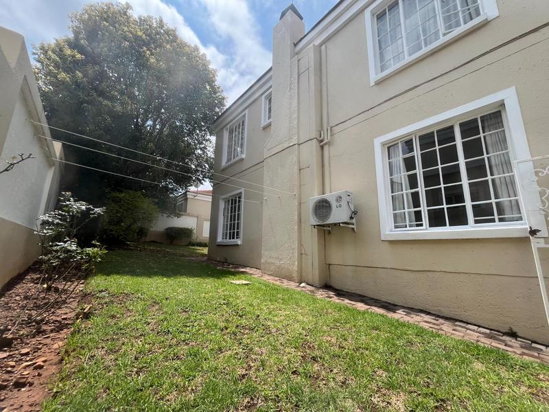 4 Bedroom Property for Sale in Waterkloof Ridge Gauteng