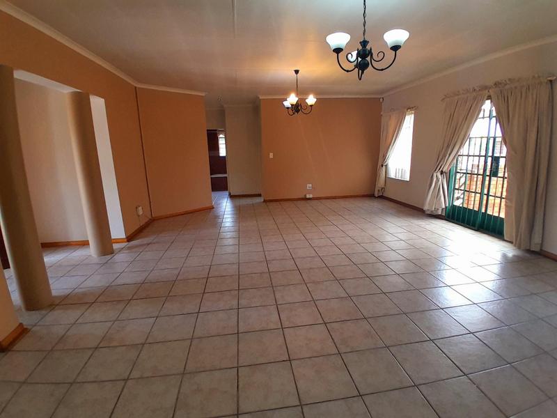 3 Bedroom Property for Sale in Hennopspark Gauteng