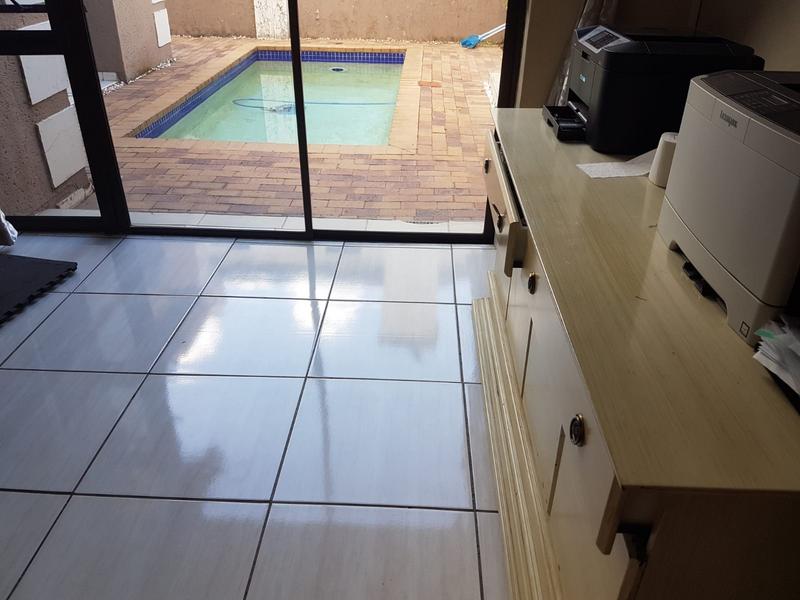 4 Bedroom Property for Sale in The Reeds Gauteng