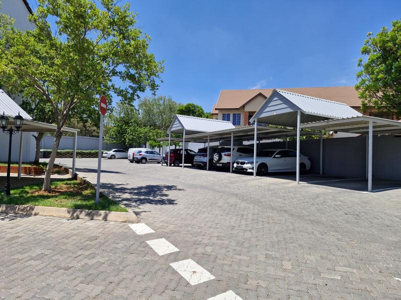 1 Bedroom Property for Sale in Kosmosdal Gauteng