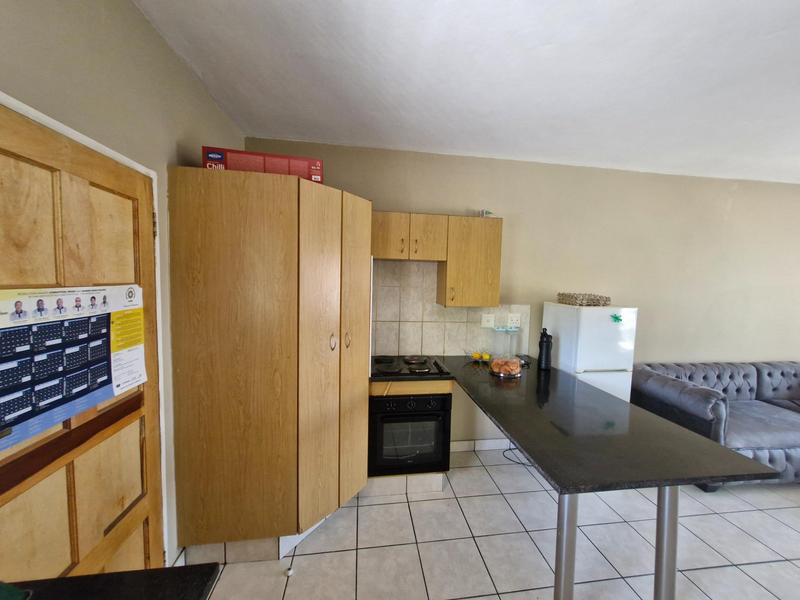 1 Bedroom Property for Sale in Kosmosdal Gauteng