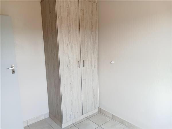 To Let 2 Bedroom Property for Rent in La Montagne Gauteng