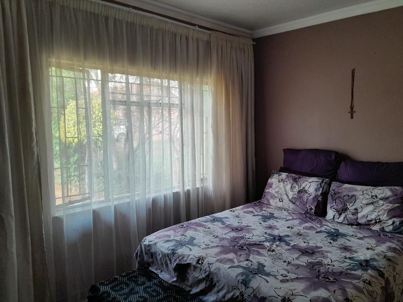 3 Bedroom Property for Sale in Elandspoort Gauteng