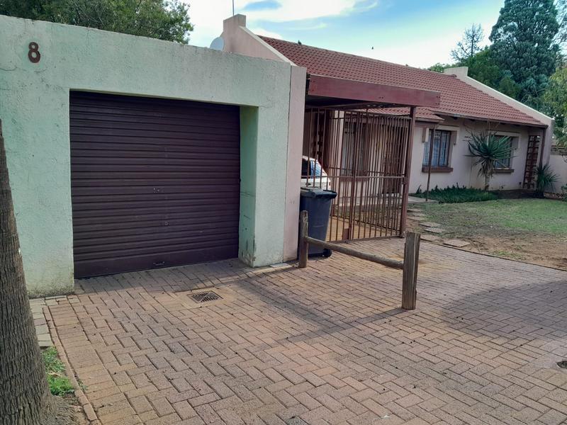 3 Bedroom Property for Sale in Elandspoort Gauteng