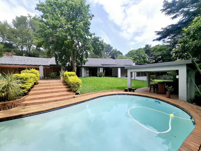 To Let 4 Bedroom Property for Rent in Bryanston Gauteng