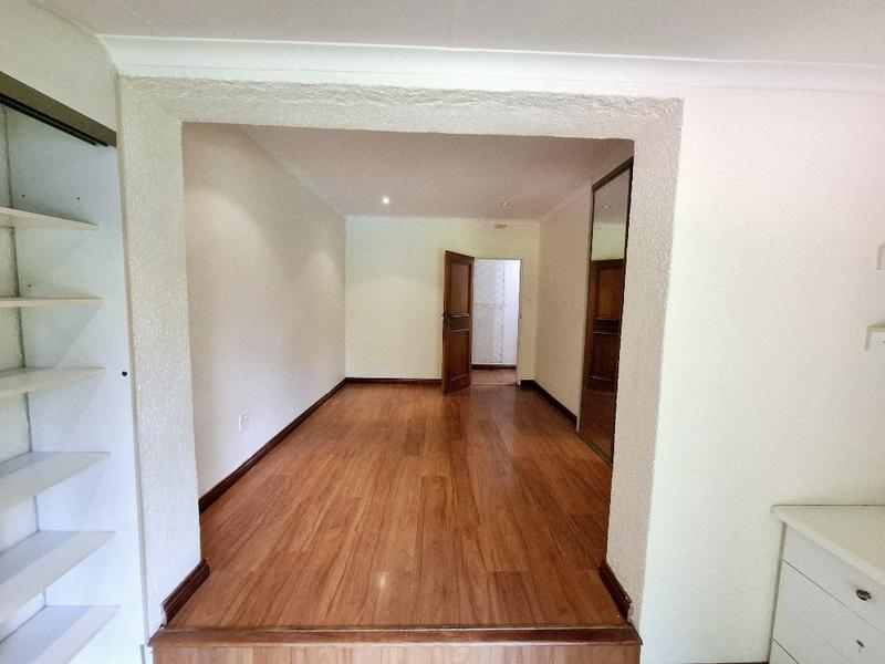 To Let 4 Bedroom Property for Rent in Bryanston Gauteng