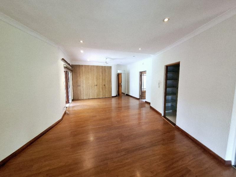 To Let 4 Bedroom Property for Rent in Bryanston Gauteng