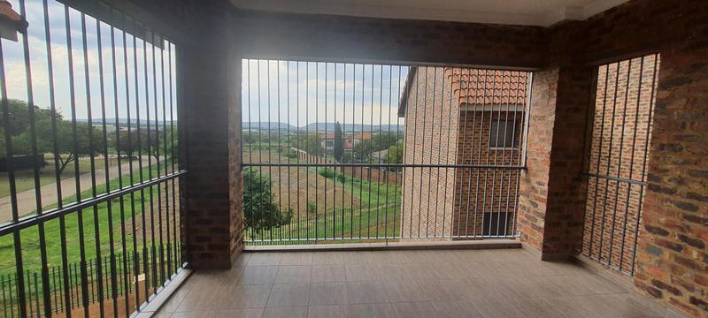 To Let 2 Bedroom Property for Rent in Willow Acres Gauteng