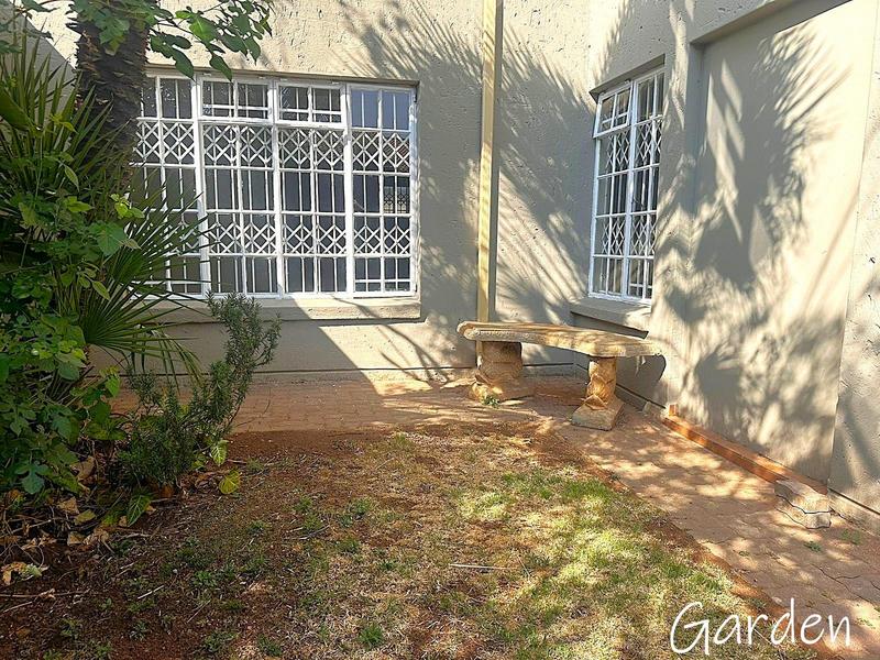 2 Bedroom Property for Sale in Freeway Park Gauteng