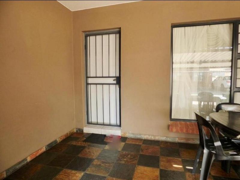 3 Bedroom Property for Sale in Ravenswood Gauteng