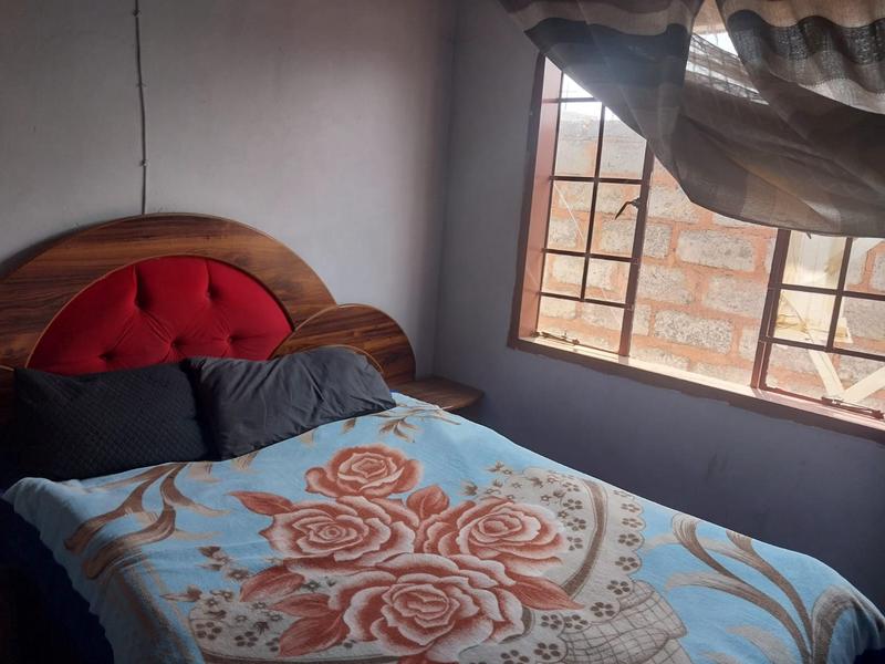 2 Bedroom Property for Sale in Zonkezizwe Gauteng