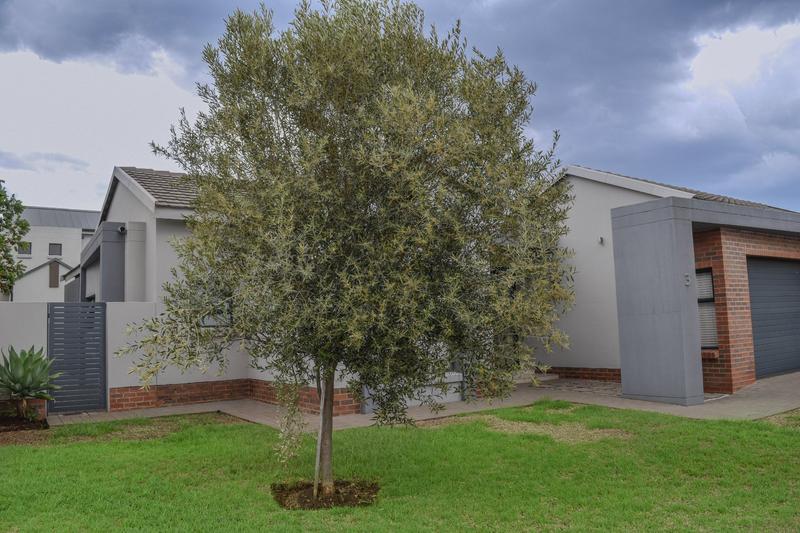 3 Bedroom Property for Sale in Midstream Estate Gauteng