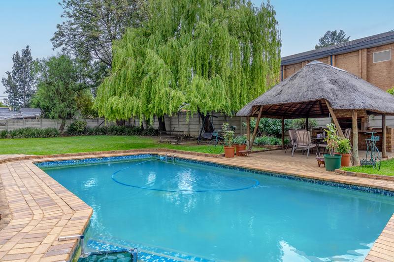 4 Bedroom Property for Sale in Brackenhurst Gauteng