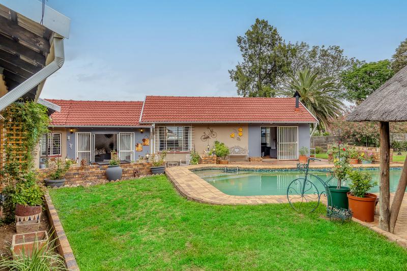 4 Bedroom Property for Sale in Brackenhurst Gauteng