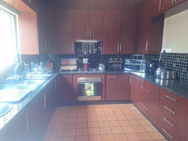 3 Bedroom Property for Sale in Dorandia Gauteng