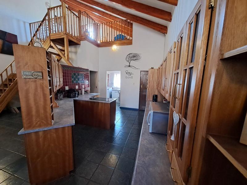 6 Bedroom Property for Sale in Ninapark Gauteng