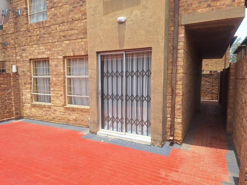 3 Bedroom Property for Sale in Theresa Park Gauteng