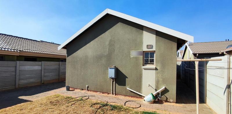 2 Bedroom Property for Sale in Sky City Gauteng