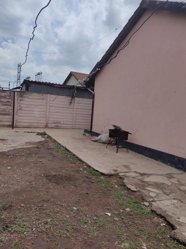 2 Bedroom Property for Sale in Daveyton Gauteng