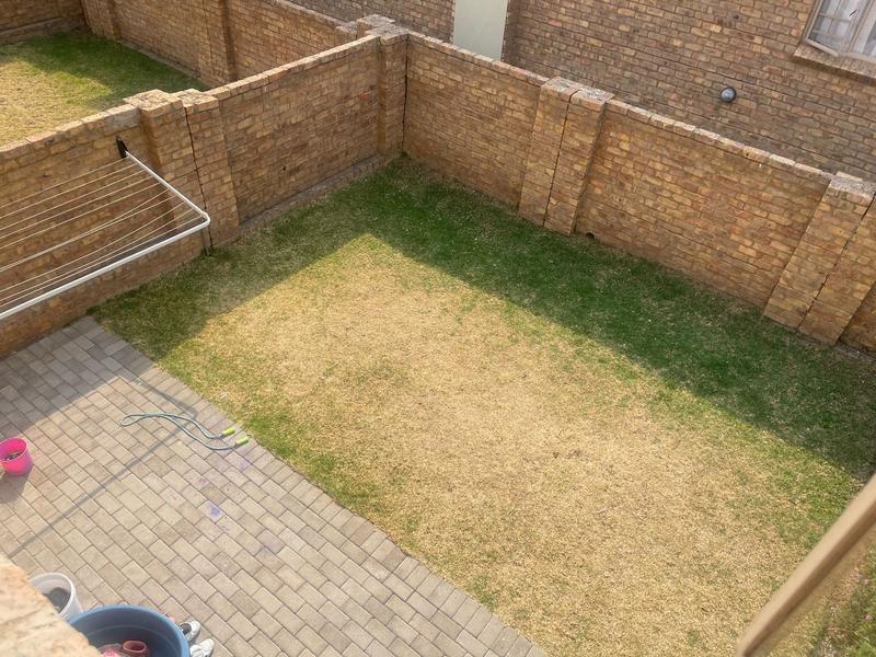 To Let 3 Bedroom Property for Rent in Kosmosdal Gauteng