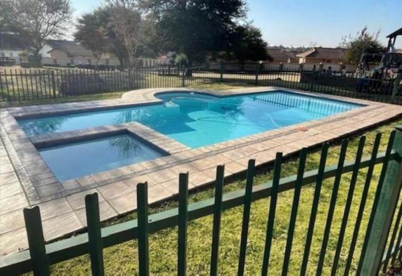 To Let 3 Bedroom Property for Rent in Kosmosdal Gauteng