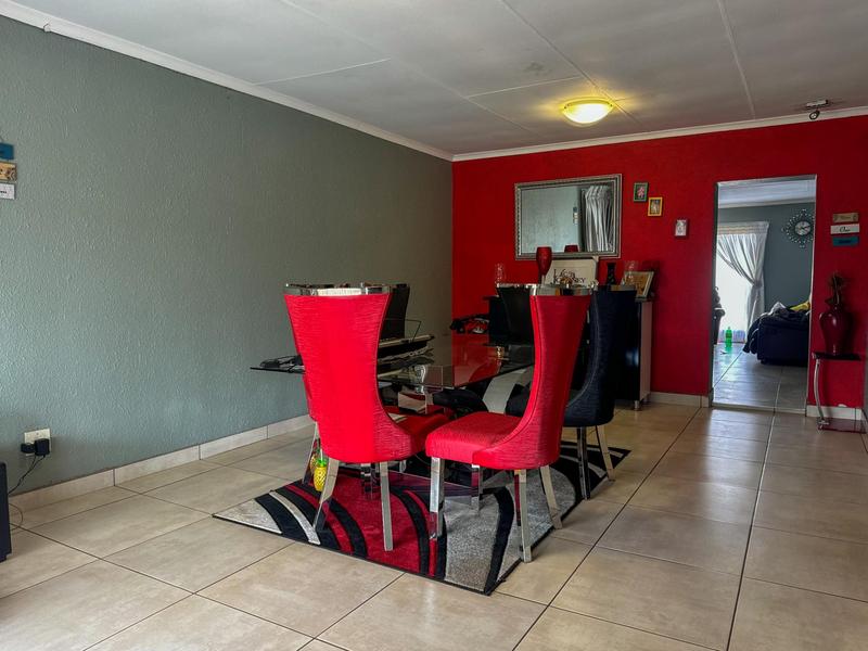 3 Bedroom Property for Sale in Witpoortjie Gauteng