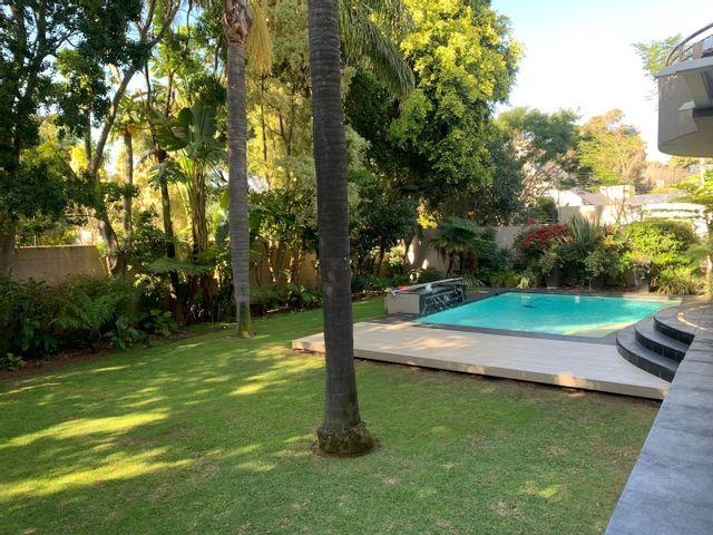 To Let 4 Bedroom Property for Rent in Sandhurst Gauteng