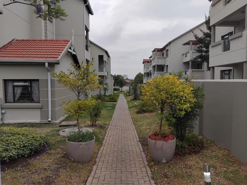 2 Bedroom Property for Sale in Broadacres Gauteng