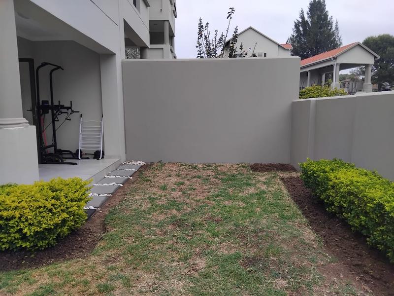 2 Bedroom Property for Sale in Broadacres Gauteng