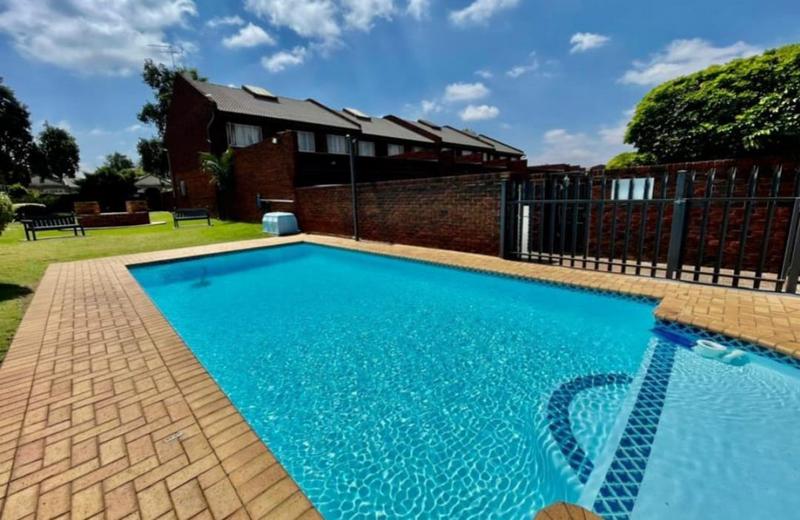 3 Bedroom Property for Sale in Brackenhurst Gauteng