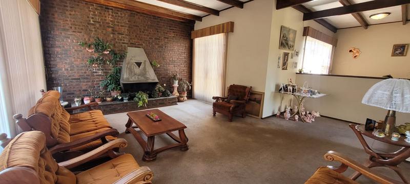 3 Bedroom Property for Sale in Brackenhurst Gauteng