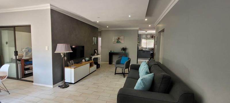 3 Bedroom Property for Sale in Brackenhurst Gauteng