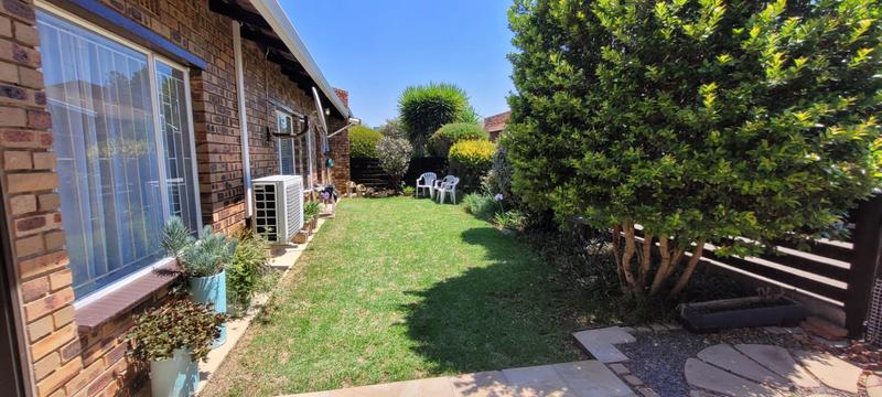 3 Bedroom Property for Sale in Brackenhurst Gauteng