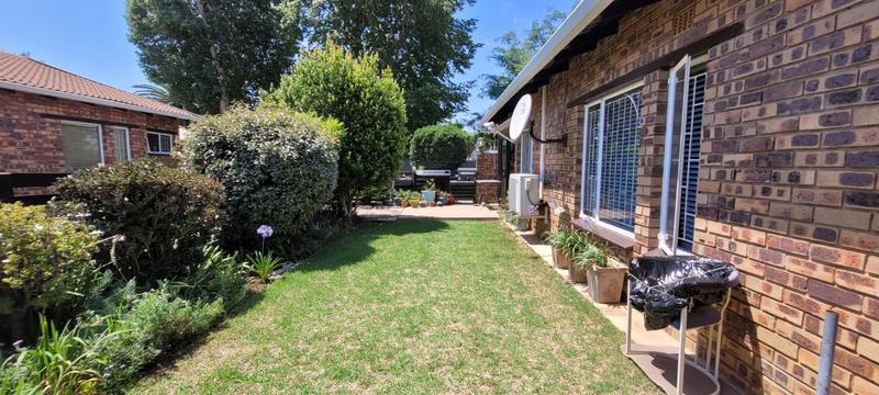 3 Bedroom Property for Sale in Brackenhurst Gauteng