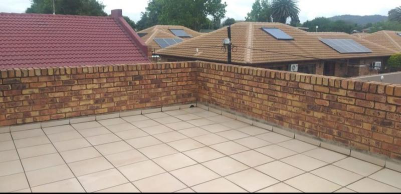 3 Bedroom Property for Sale in New Redruth Gauteng