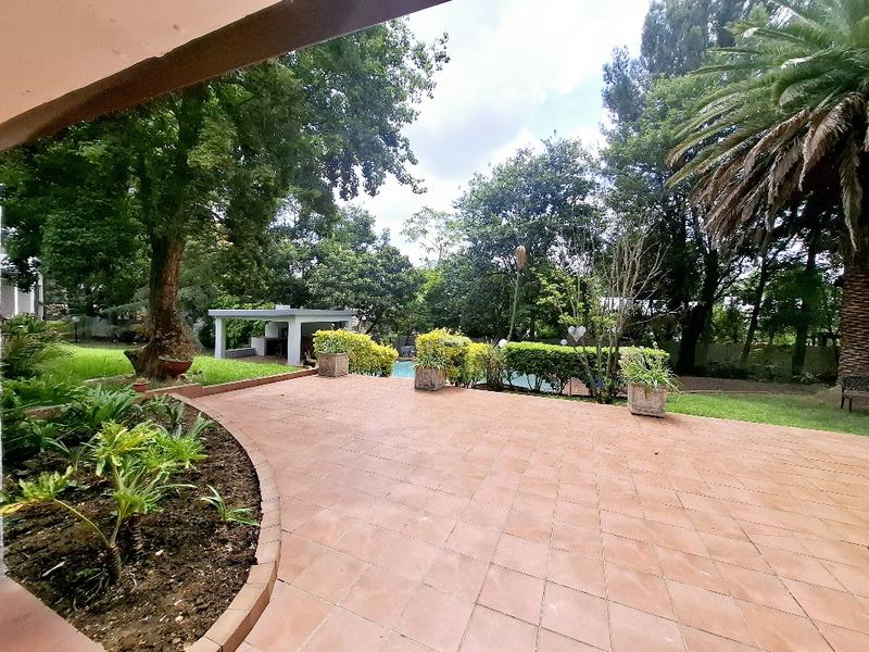 To Let 4 Bedroom Property for Rent in Bryanston Gauteng