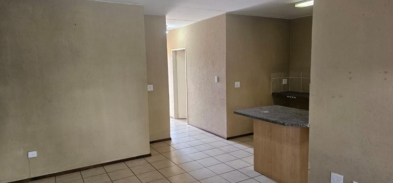 To Let 2 Bedroom Property for Rent in Comet Gauteng