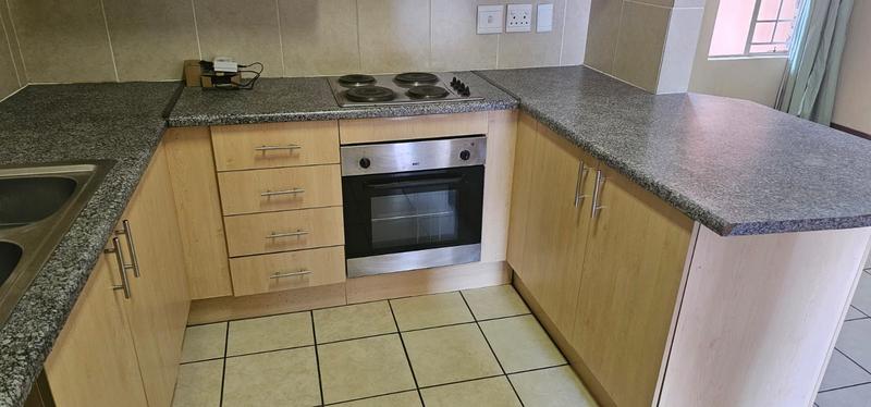 To Let 2 Bedroom Property for Rent in Comet Gauteng