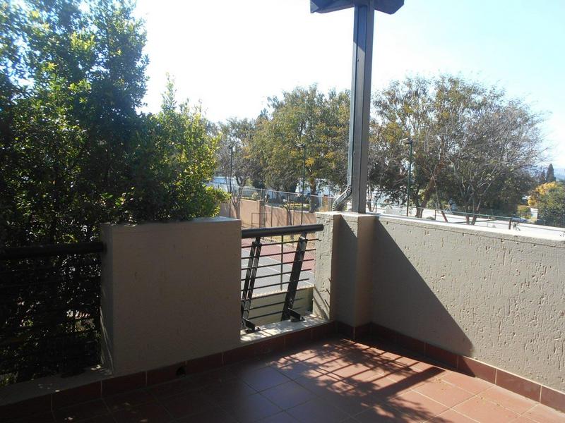 To Let 1 Bedroom Property for Rent in Lonehill Gauteng