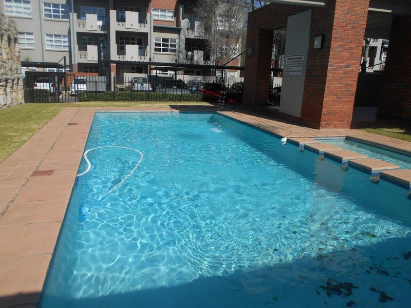 To Let 1 Bedroom Property for Rent in Lonehill Gauteng